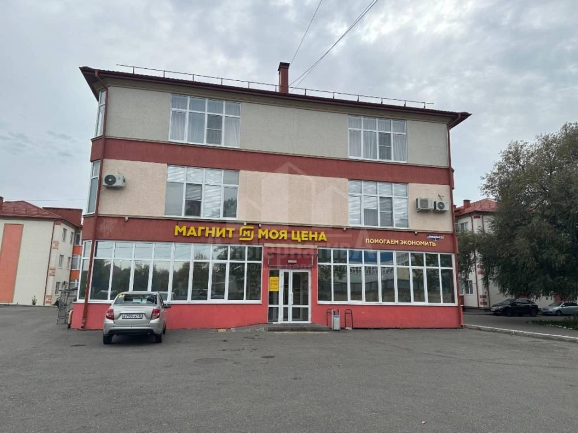 Купить помещение свободного назначения за 15 000 000 рублей на Мельничный пер.