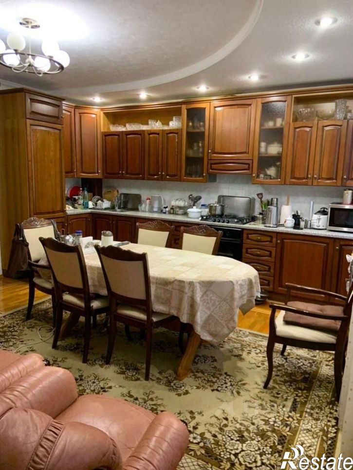 4-комн квартира Новопятигорская улица, 8,  д. 8