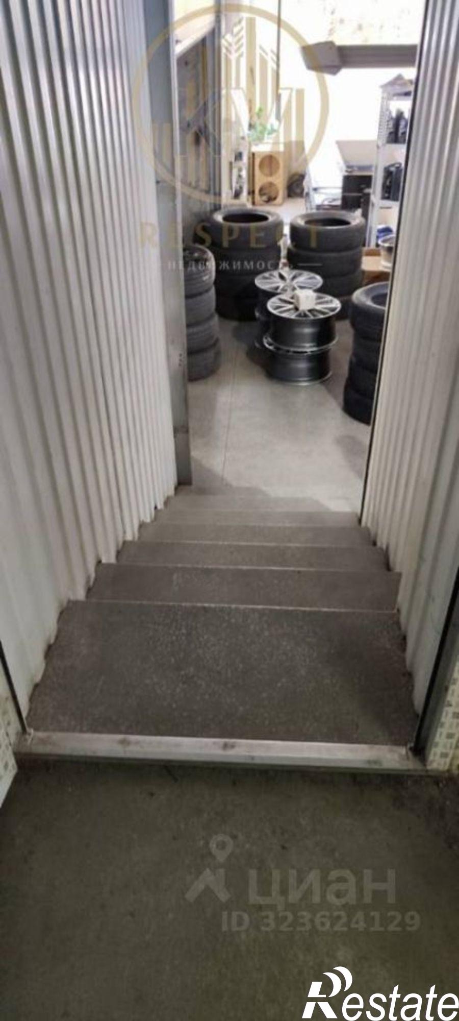 Купить помещение свободного назначения за 35 000 000 рублей на ул Пятигорская, 171/3