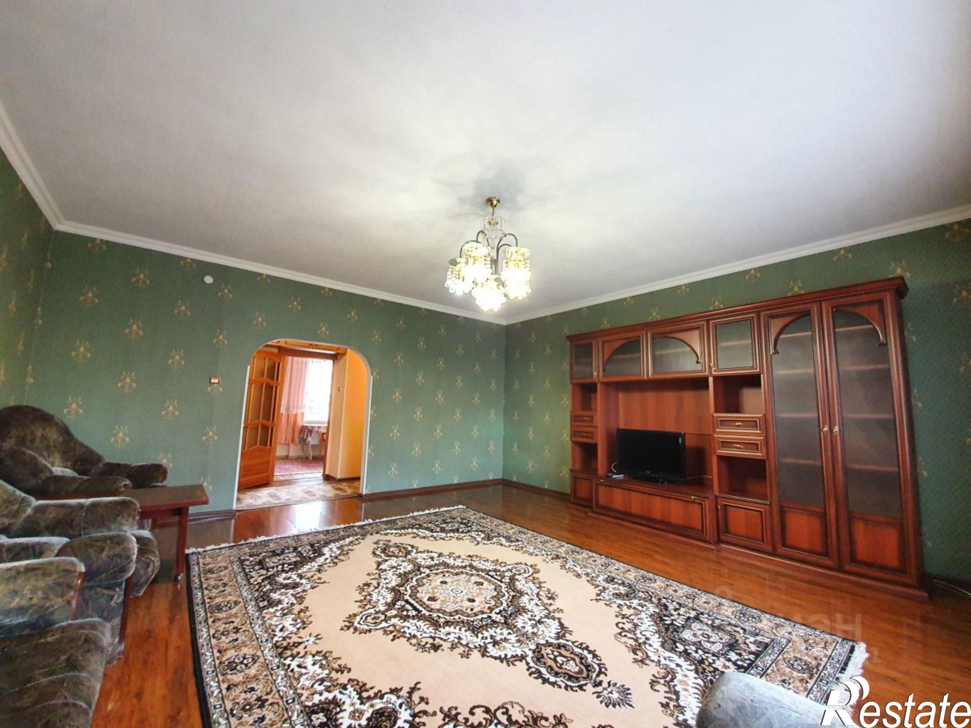 Сдать дачу, дом, коттедж за 30 000 рублей на Средняя улица, 11