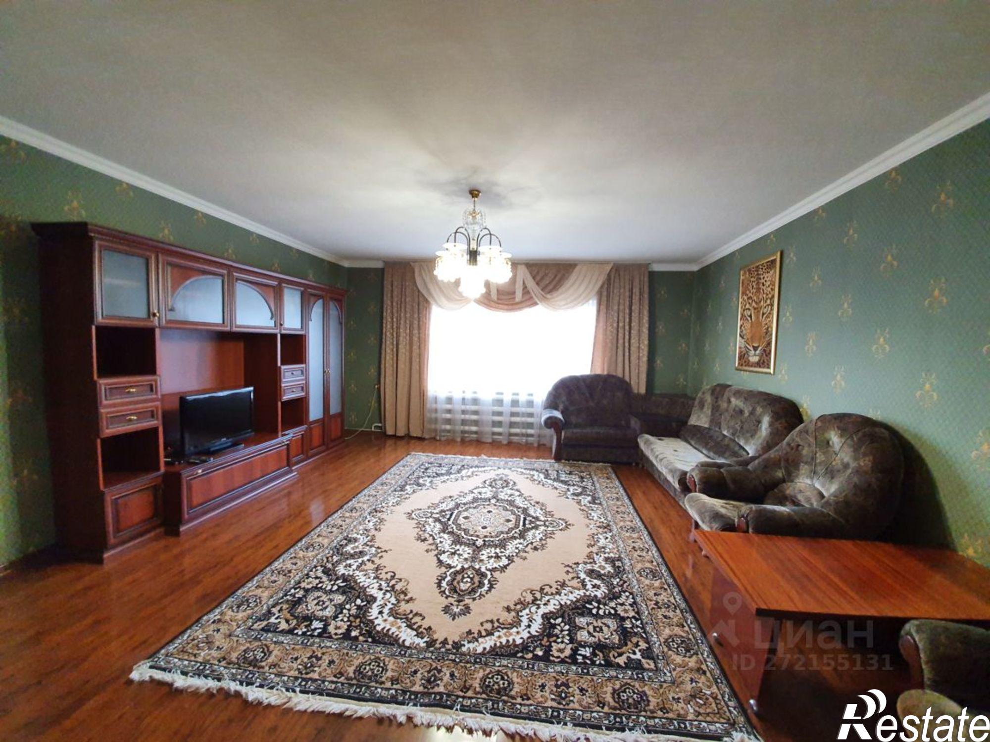 Сдать дачу, дом, коттедж за 30 000 рублей на Средняя улица, 11