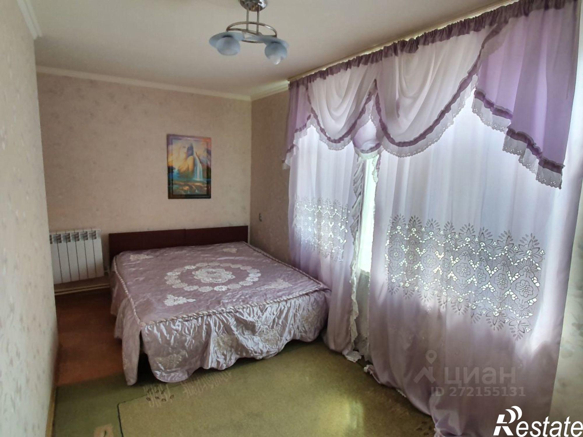 Сдать дачу, дом, коттедж за 30 000 рублей на Средняя улица, 11