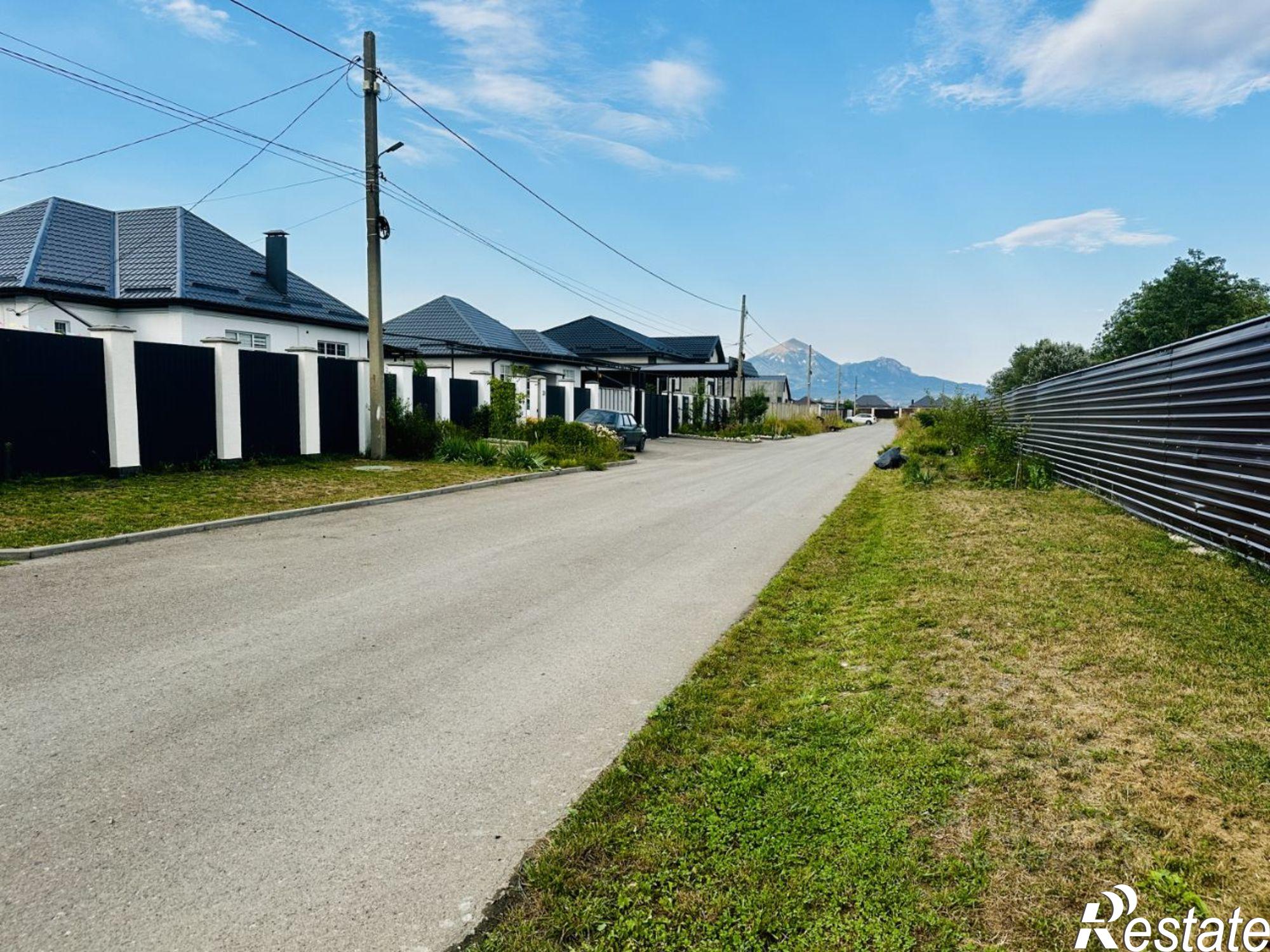 Купить дачу, дом, коттедж за 15 900 000 рублей на Кабардинская улица