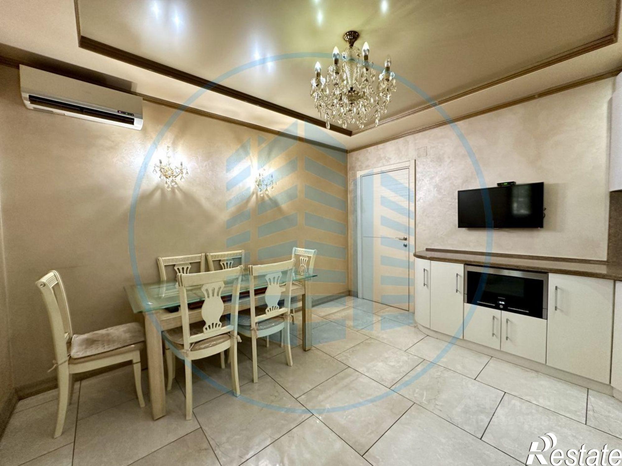 Купить квартиру за 12 200 000 рублей на улица Шмидта, 72