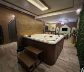 офис 941 кв м, этаж 2/2 ул Комарова, 8