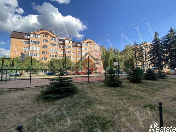 2-комн квартира улица Октябрьская Площадь, 31Г,  д. 31Г