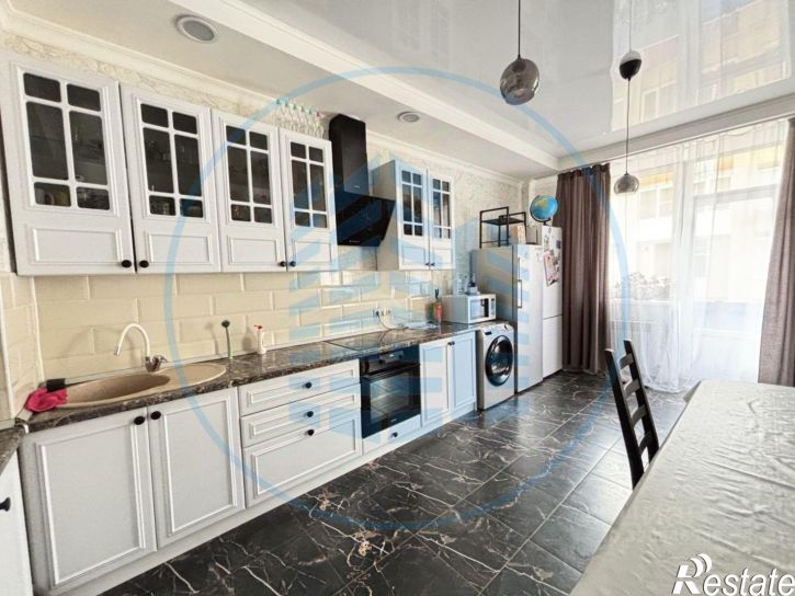 3-комн квартира Октябрьская улица, 337/3,  д. 337/3