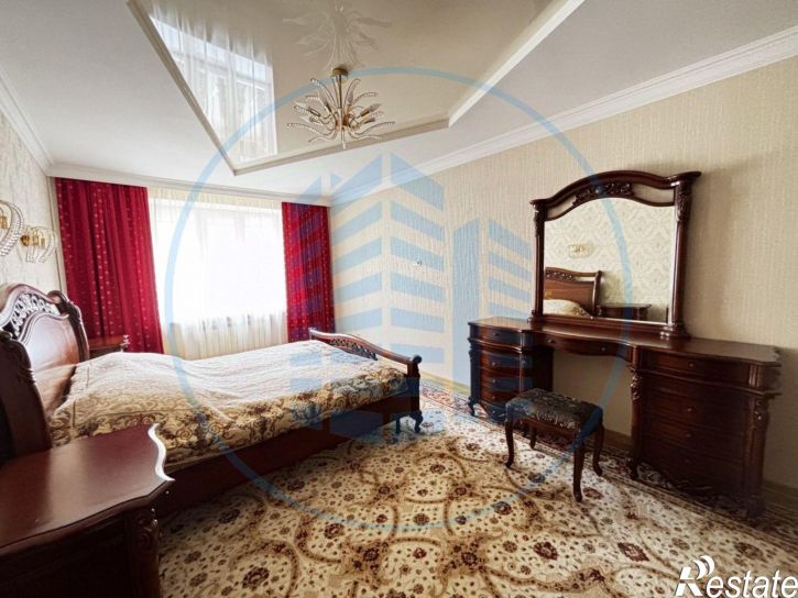 3-комн квартира улица Орджоникидзе, 84 к1,  д. 84 к1