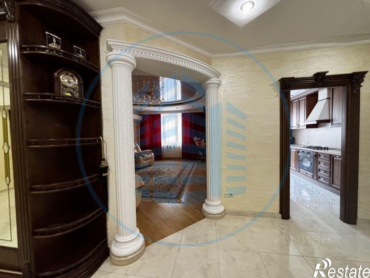 3-комн квартира улица Орджоникидзе, 84 к1,  д. 84 к1