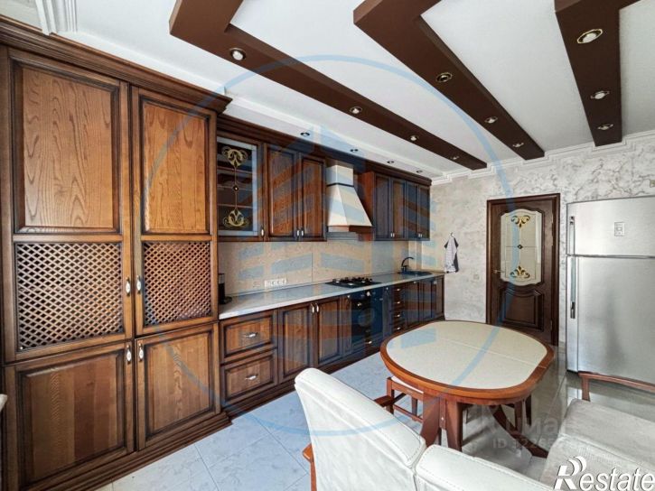 3-комн квартира улица Орджоникидзе, 84 к1,  д. 84 к1