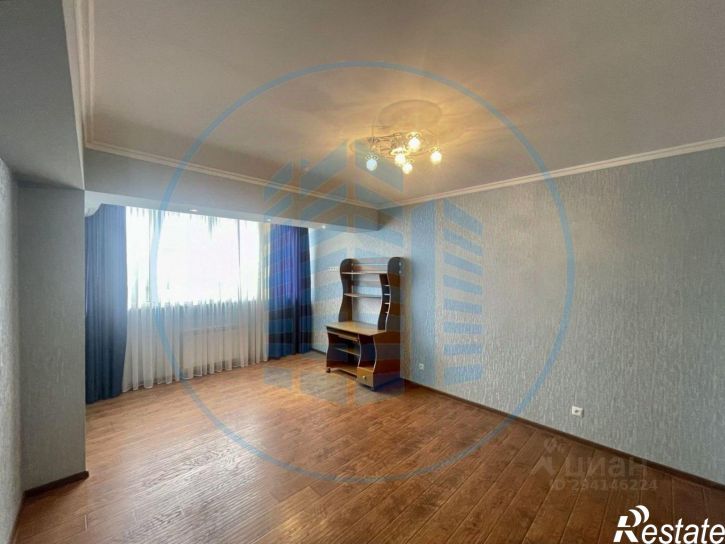 3-комн квартира Никольская улица, 15А,  д. 15А