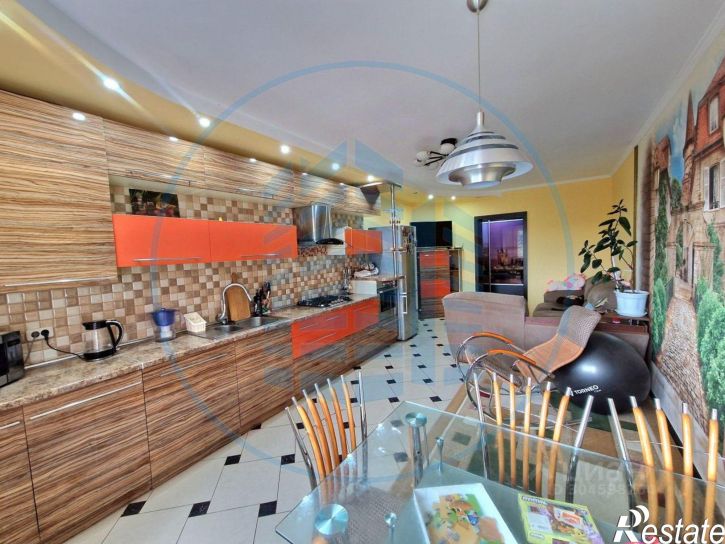 3-комн квартира Октябрьская улица, 435А,  д. 435А