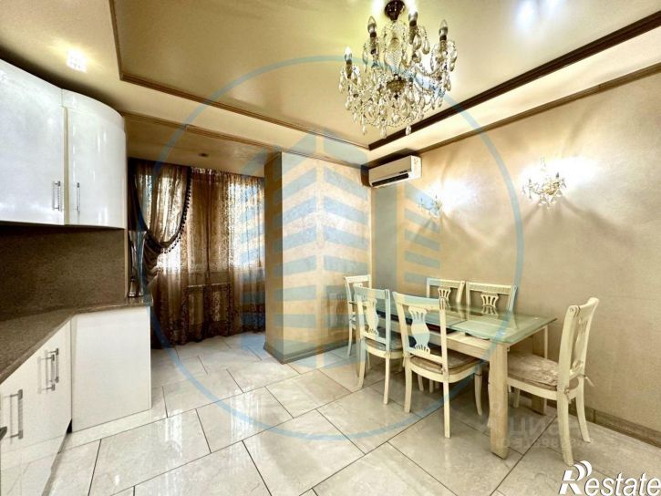 3-комн квартира улица Шмидта, 72,  д. 72