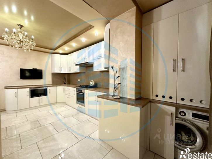 3-комн квартира улица Шмидта, 72,  д. 72