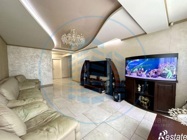 3-комн квартира улица Шмидта, 72,  д. 72