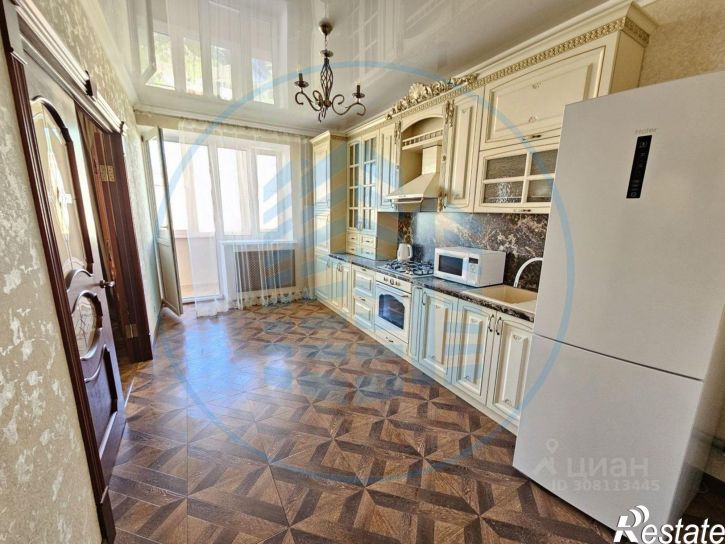 3-комн квартира Ессентуки г., Комарова ул., д.23