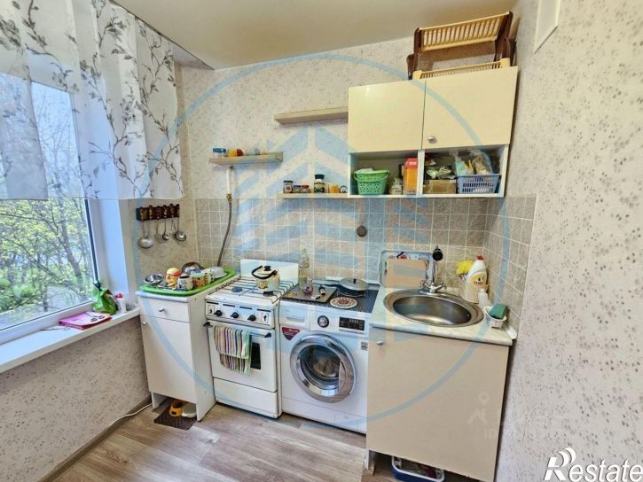 1-комн квартира улица 60 лет Октября, 428,  д. 428