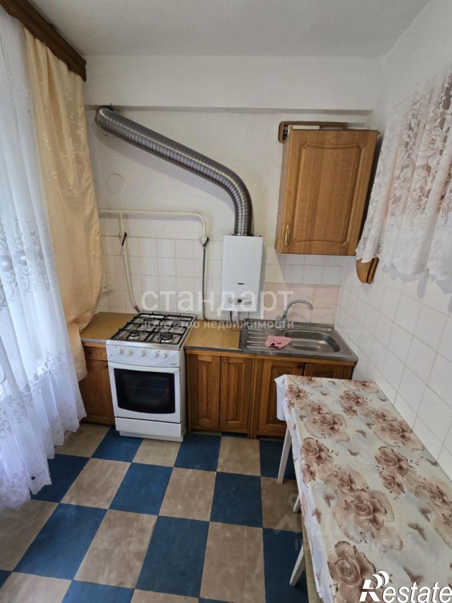 Сдать квартиру за 28 000 рублей на улица Долина Роз, 15