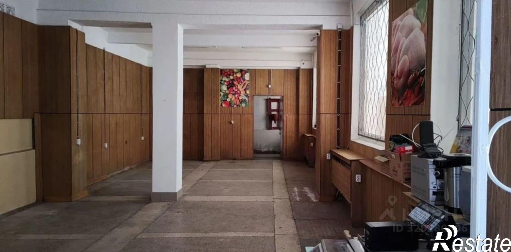 Сдать офис, помещение под офис за 12 192 рублей на улица 60 лет Октября, 10