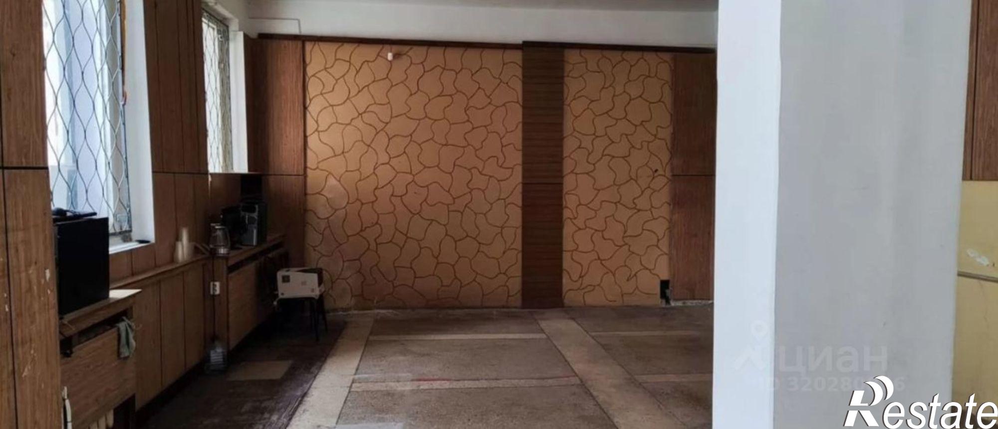 Сдать офис, помещение под офис за 12 192 рублей на улица 60 лет Октября, 10