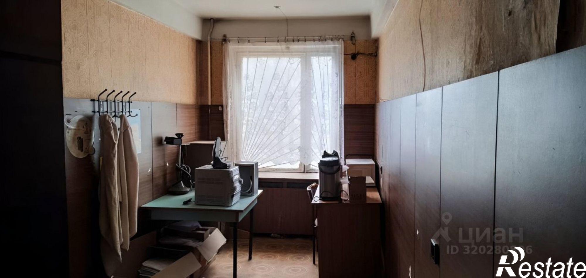 Сдать офис, помещение под офис за 12 192 рублей на улица 60 лет Октября, 10