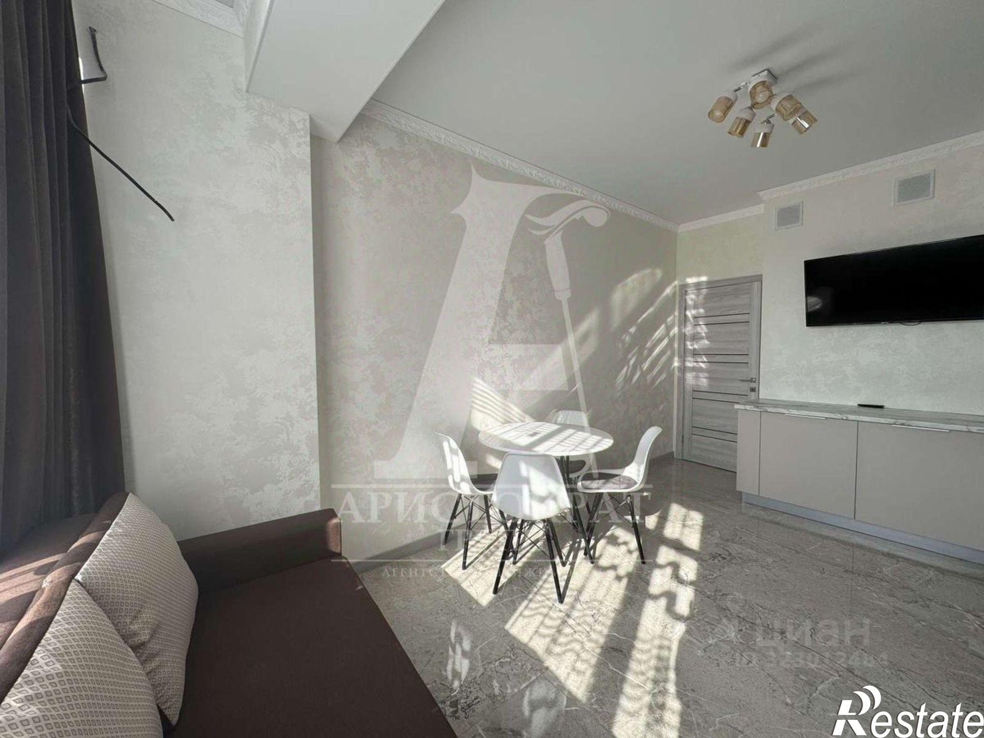 Сдать квартиру за 40 000 рублей на Никольская улица, 21 к6