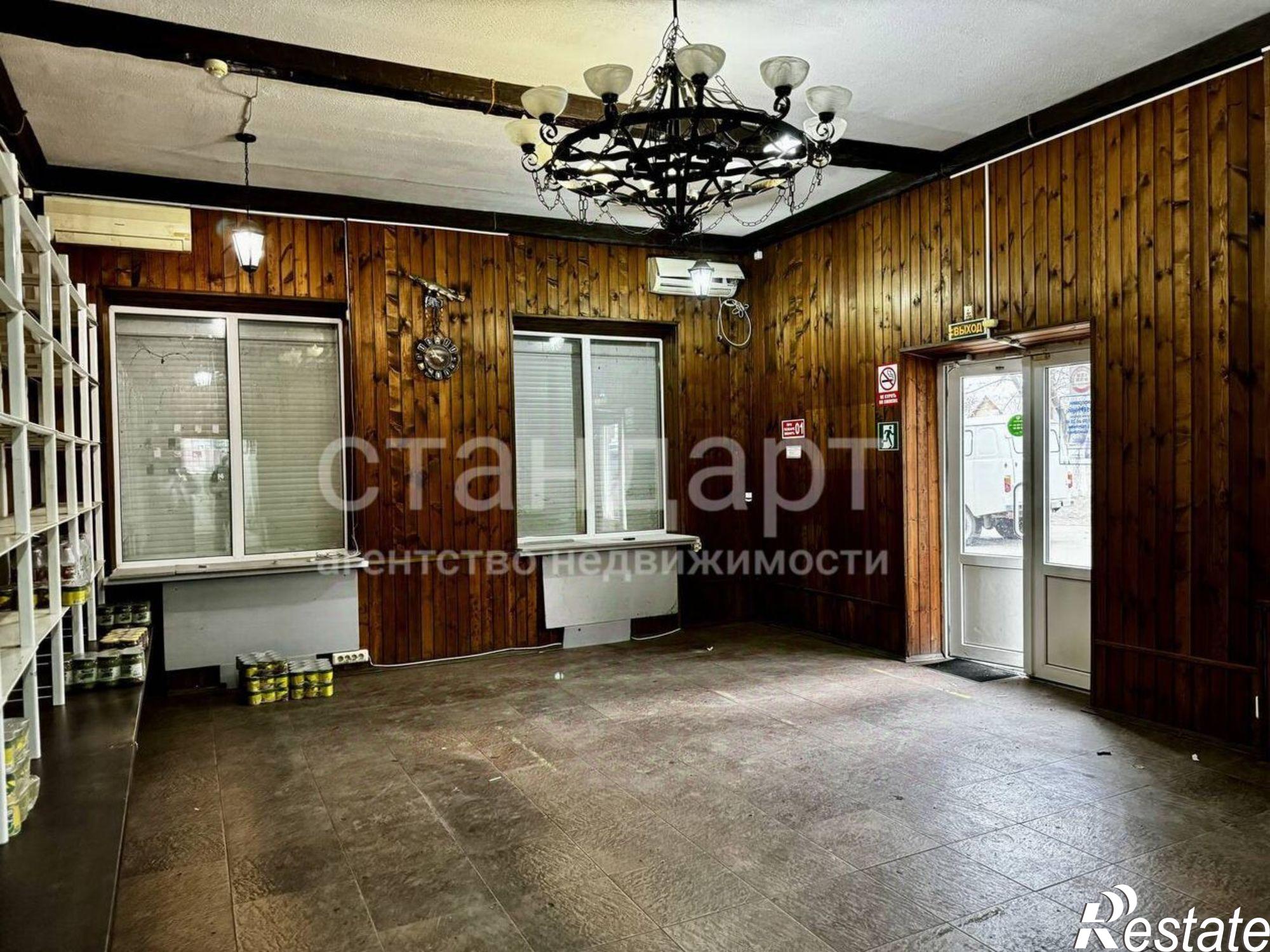 Купить торговое помещение за 7 800 130 рублей на Озёрная улица, 4Б