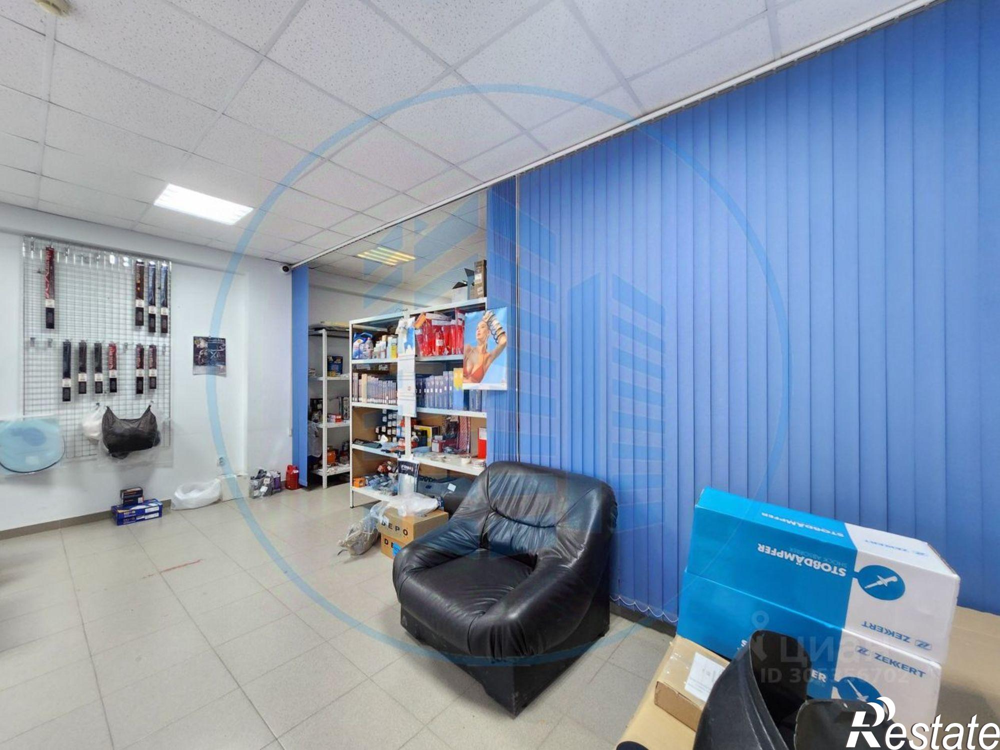 Купить торговое помещение за 7 390 550 рублей на Пятигорская улица, 90