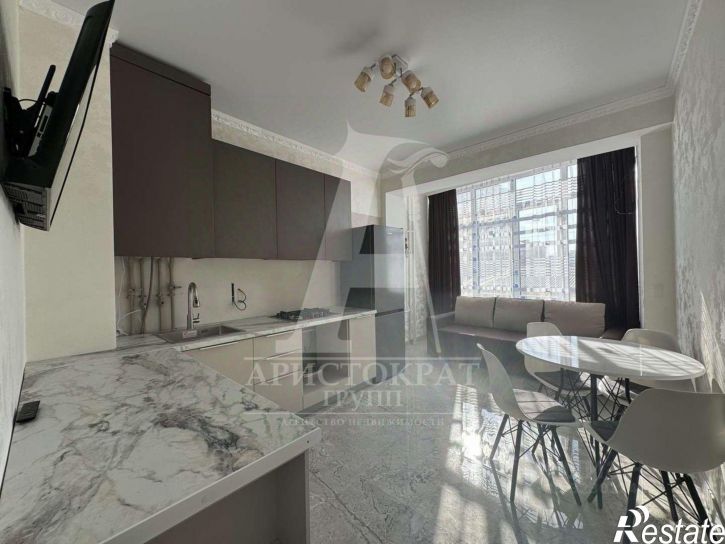 2-комн квартира Никольская улица, 21 к6,  д. 21 к6