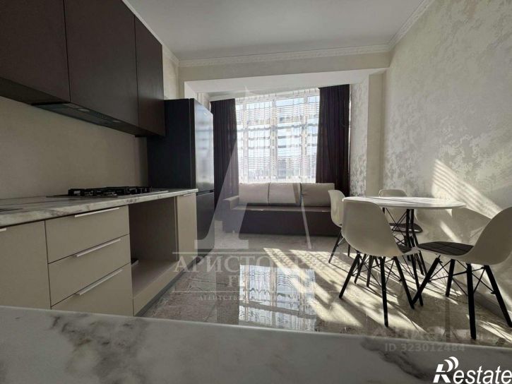 2-комн квартира Никольская улица, 21 к6,  д. 21 к6