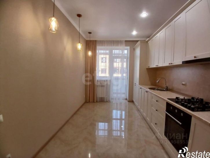 2-комн квартира Никольская улица, 10,  д. 10