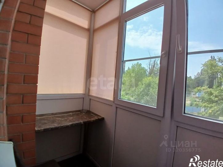 2-комн квартира улица Орджоникидзе, 64,  д. 64