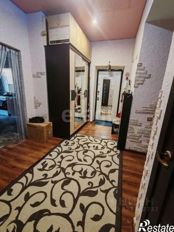 3-комн квартира улица Шмидта, 27,  д. 27