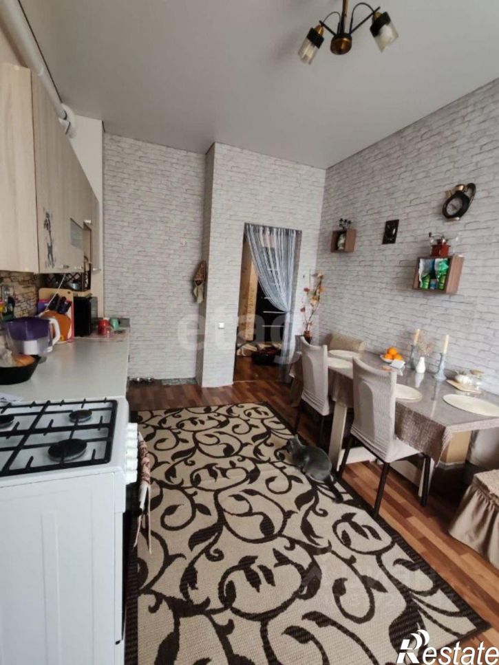 3-комн квартира улица Шмидта, 27,  д. 27