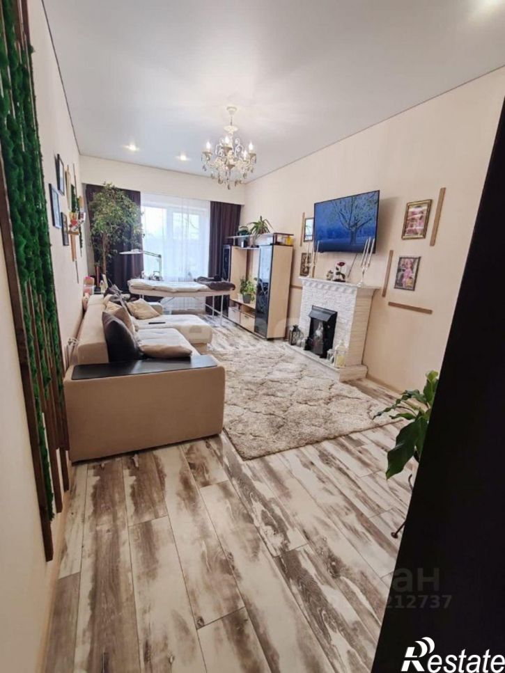 3-комн квартира улица Шмидта, 27,  д. 27