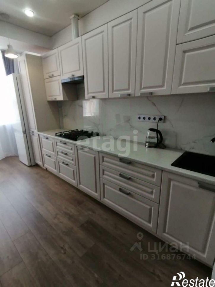 2-комн квартира Просторная улица, 28,  д. 28