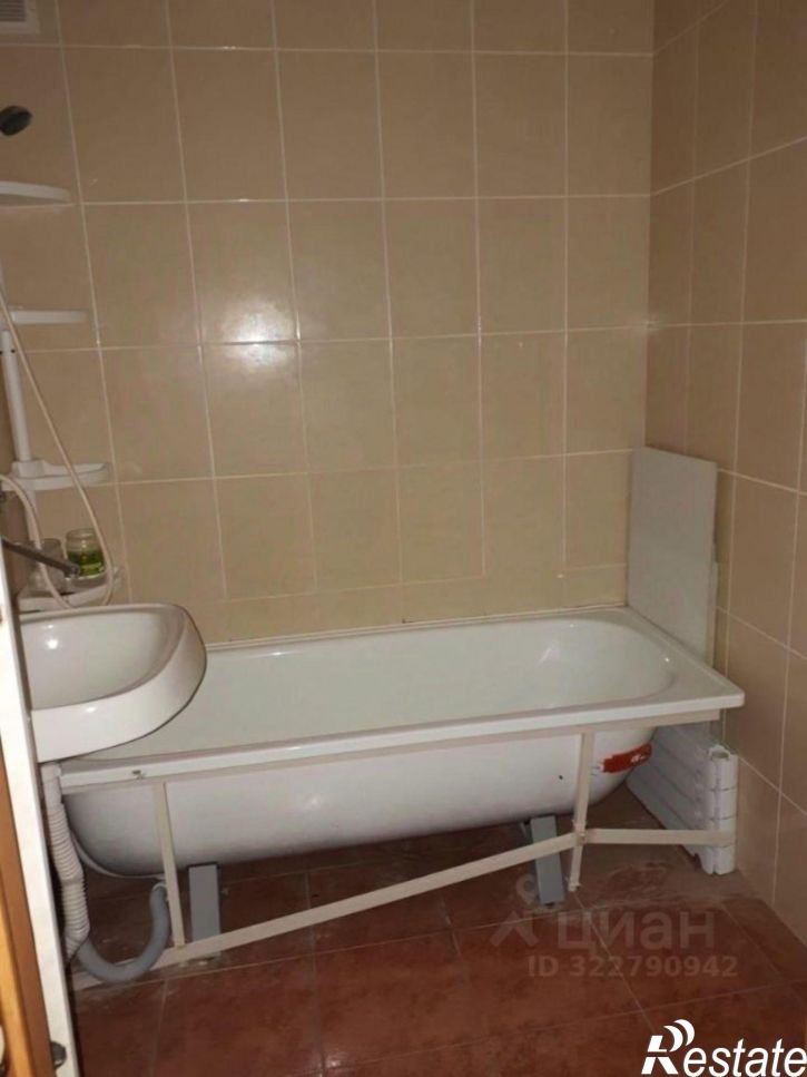 3-комн квартира улица Орджоникидзе, 84,  д. 84