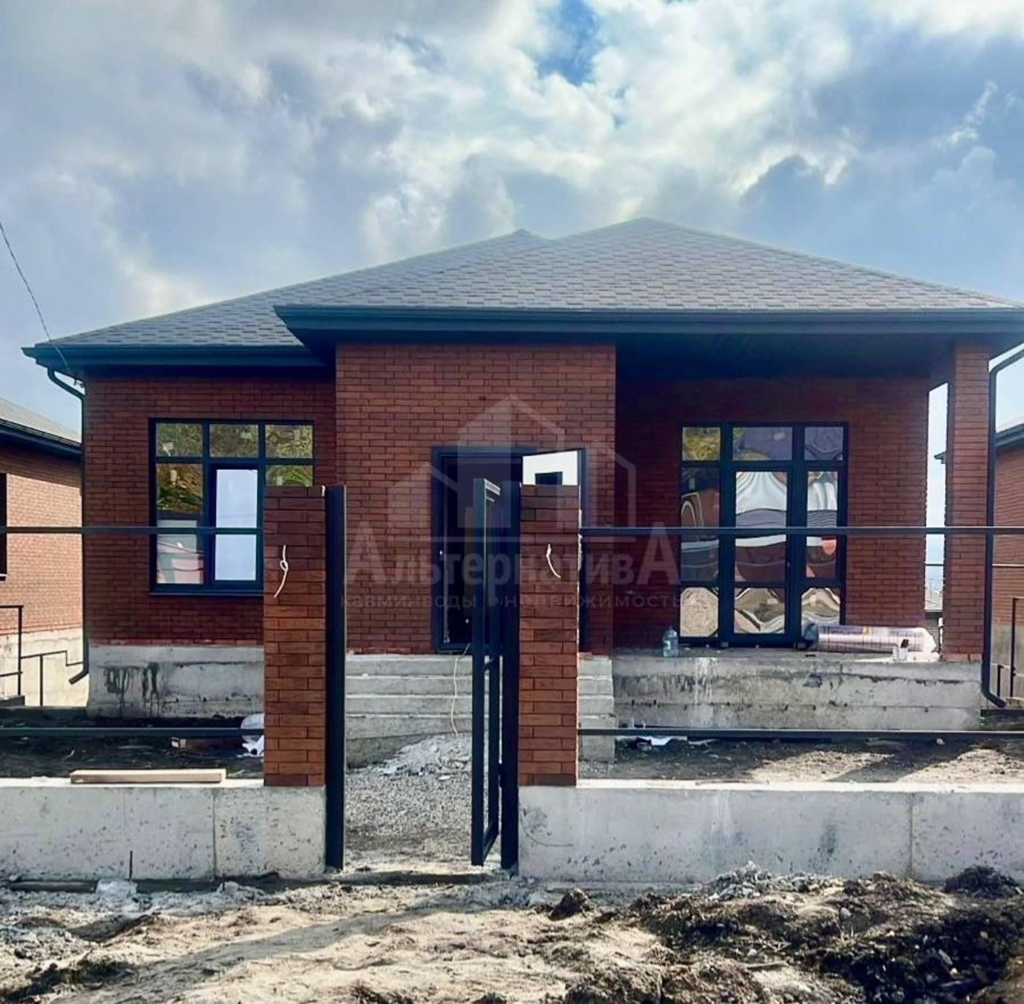 Купить дачу, дом, коттедж за 8 500 000 рублей на Механизаторов ул.