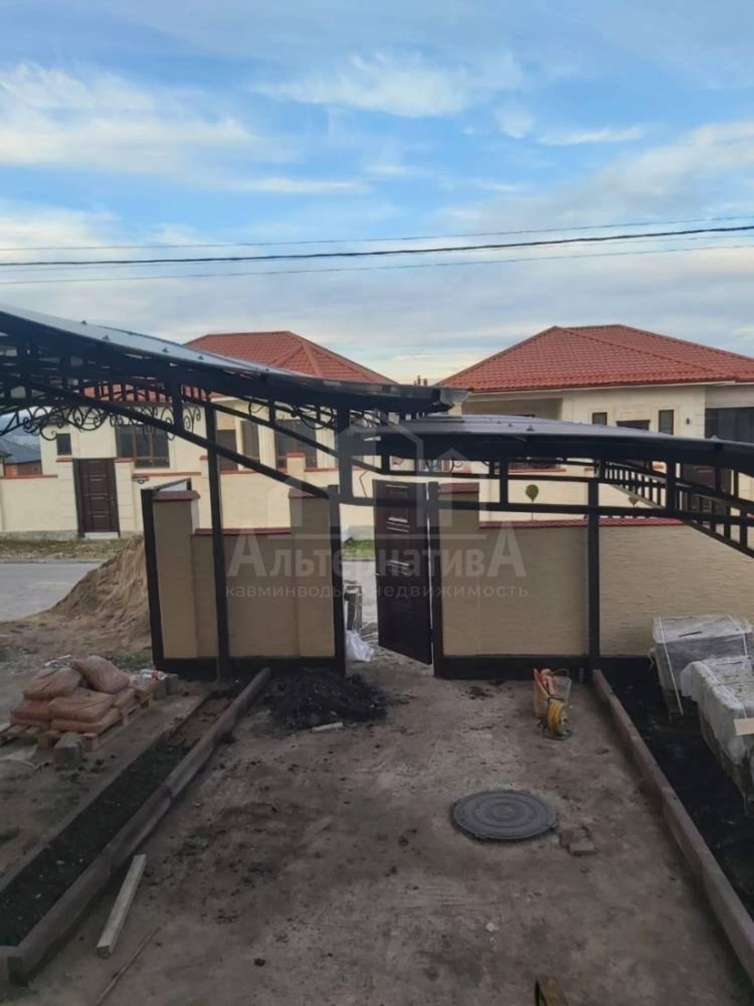 Купить дачу, дом, коттедж за 12 800 000 рублей на Дальняя ул.