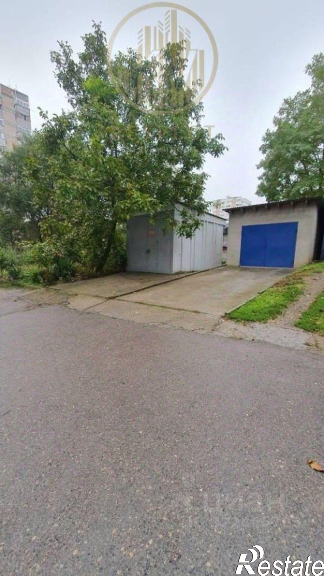 Купить гараж, место в паркинге за 870 012 рублей на Вокзальная улица, 27А