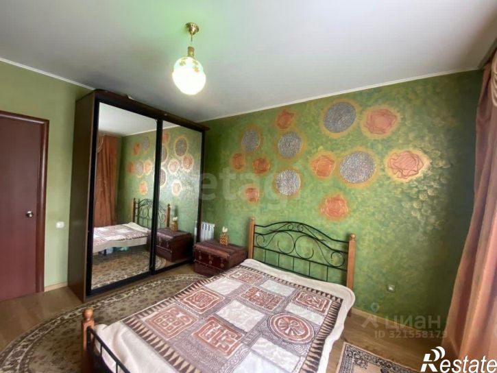 2-комн квартира Средняя улица, 33,  д. 33