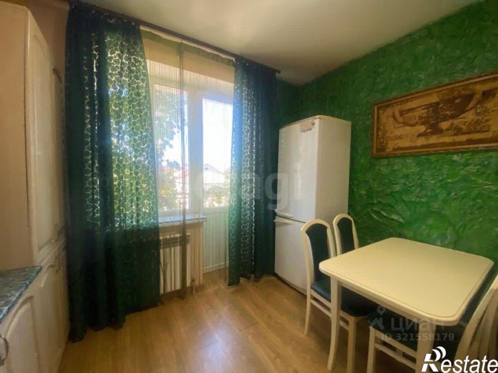 2-комн квартира Средняя улица, 33,  д. 33