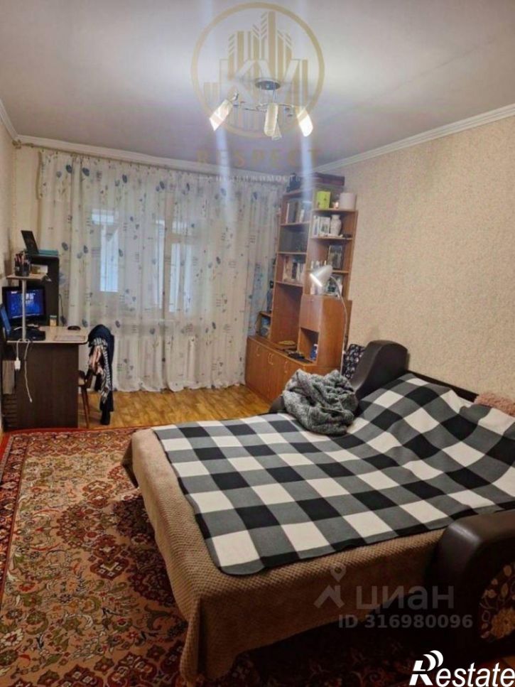 3-комн квартира улица Долина Роз, 8,  д. 8