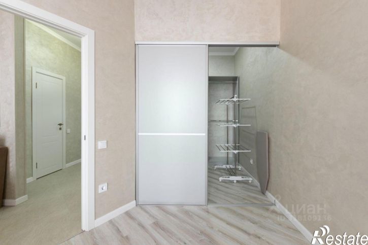 2-комн квартира Октябрьская улица, 8/8,  д. 8/8