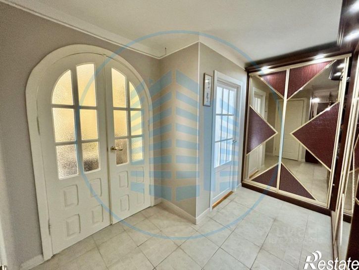 4-комн квартира Октябрьская улица, 417,  д. 417