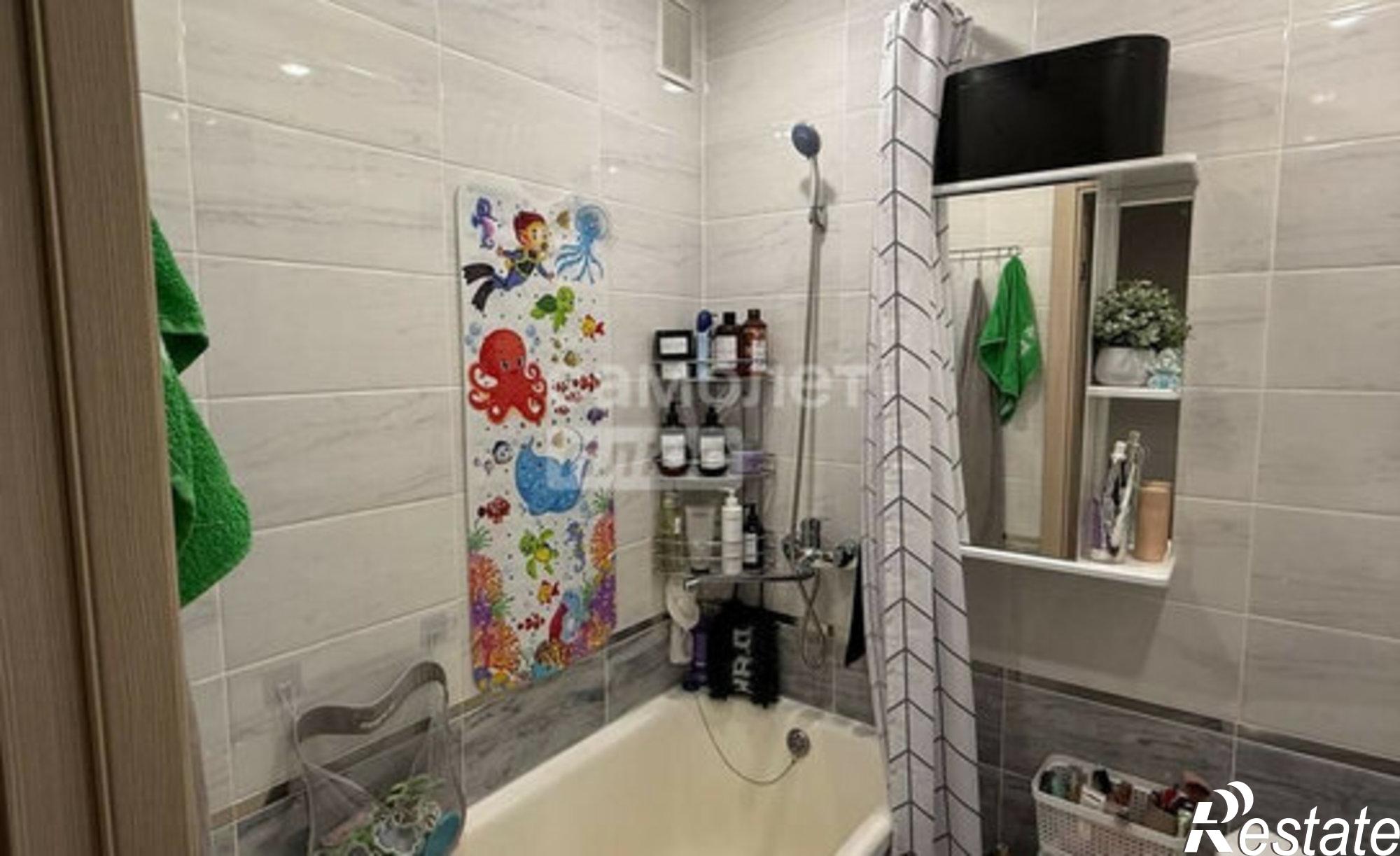 Купить квартиру за 4 100 000 рублей на улица Долина Роз, 4