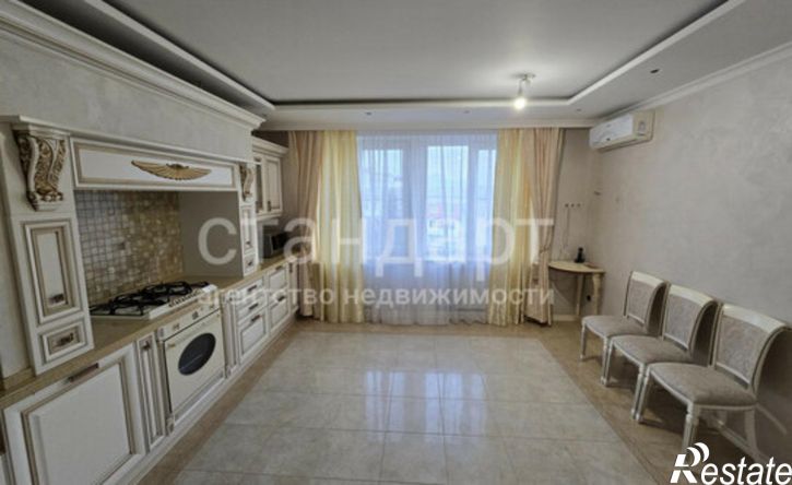 4-комн квартира ул Новопятигорская, 8,  д. 8