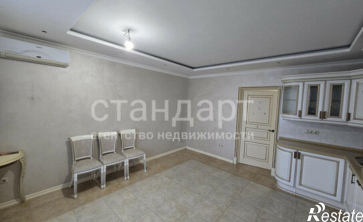 4-комн квартира ул Новопятигорская, 8,  д. 8