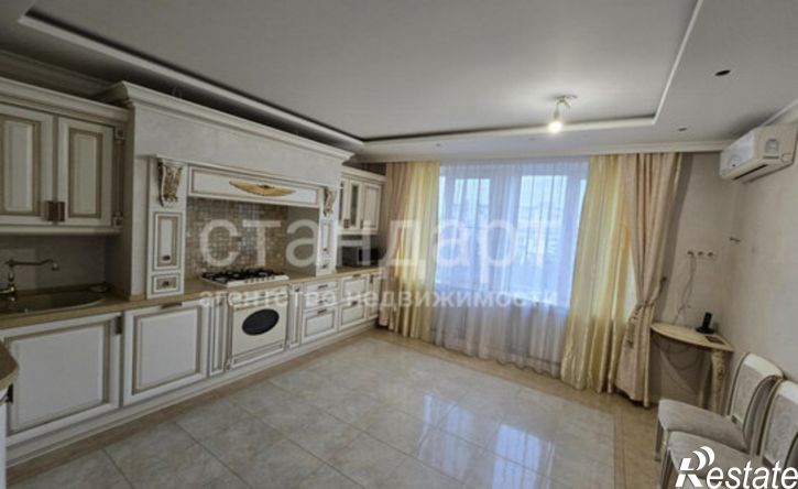 4-комн квартира ул Новопятигорская, 8,  д. 8