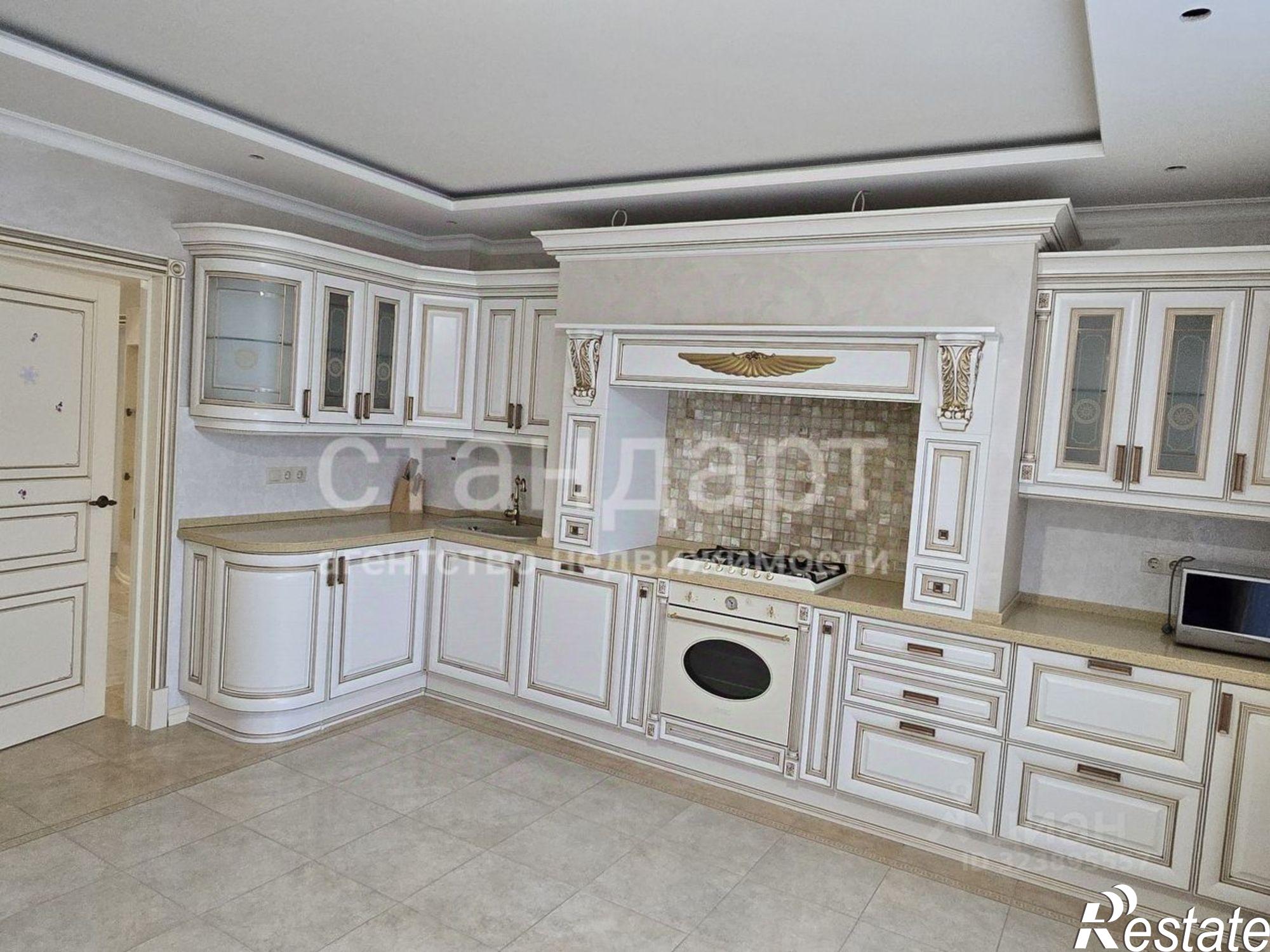 Купить квартиру за 17 500 000 рублей на Новопятигорская улица, 12